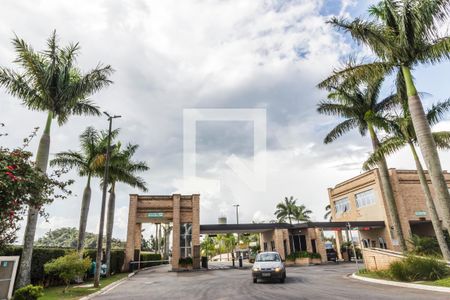 Casa de condomínio à venda com 303m², 3 quartos e 4 vagasVista da Rua