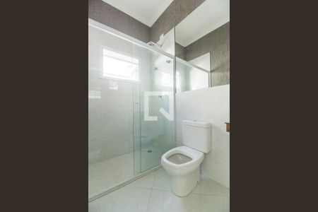 Casa de condomínio à venda com 303m², 3 quartos e 4 vagasBanheiro da Suíte 3