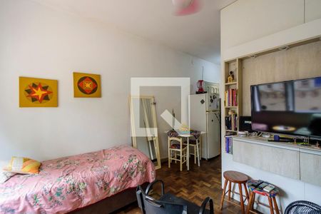 Sala/Quarto de kitnet/studio para alugar com 0 quarto, 33m² em Cidade Baixa, Porto Alegre