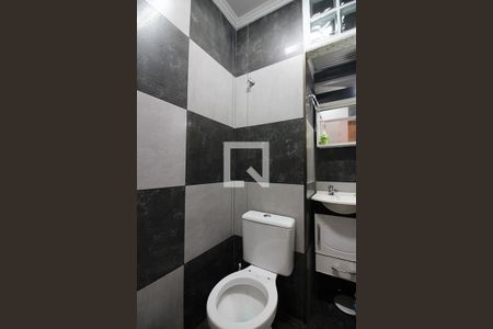 Casa de condomínio à venda com 114m², 2 quartos e 1 vagaLavabo