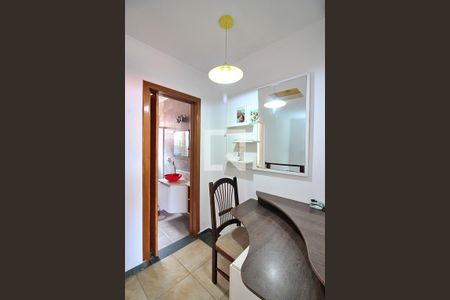 Casa de condomínio à venda com 114m², 2 quartos e 1 vagaBanheiro Social