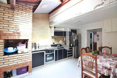 Casa de condomínio à venda com 114m², 2 quartos e 1 vagaCozinha e Área de Serviço