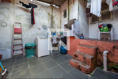 Casa à venda com 250m², 2 quartos e 4 vagas Casa à venda com 250m², 2 quartos e 4 vagasÁrea de Serviço