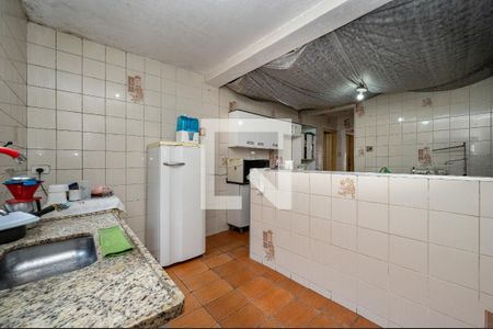 Casa à venda com 250m², 2 quartos e 4 vagas Casa à venda com 250m², 2 quartos e 4 vagasCozinha