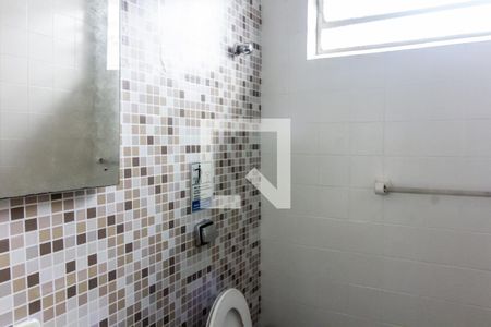 Casa à venda com 250m², 5 quartos e 9 vagas Casa à venda com 250m², 5 quartos e 9 vagasLavabo