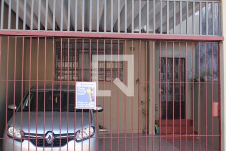 Casa à venda com 120m², 2 quartos e 1 vagaFachada