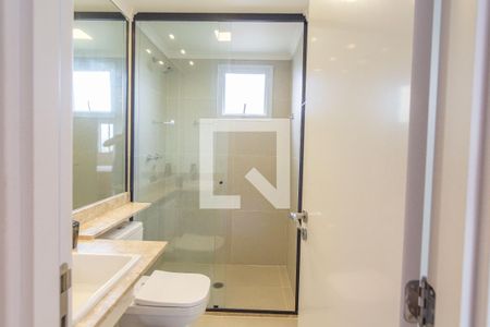 Apartamento à venda com 84m², 2 quartos e 2 vagasBanheiro da Suíte