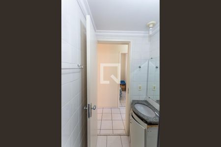 Apartamento à venda com 71m², 3 quartos e 1 vaga Apartamento à venda com 71m², 3 quartos e 1 vagaBanheiro Social