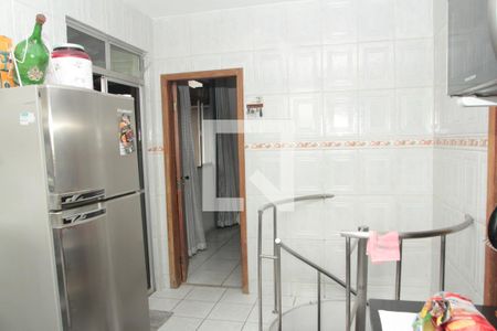 Apartamento à venda com 150m², 3 quartos e 2 vagascozinha cobertura