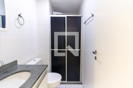 Banheiro de apartamento para alugar com 1 quarto, 31m² em Água Branca, São Paulo