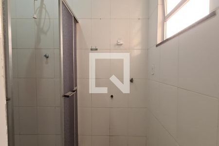 Casa à venda com 152m², 2 quartos e 2 vagasBanheiro