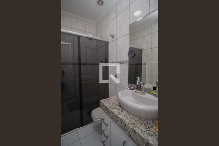 Casa à venda com 150m², 2 quartos e 4 vagas Casa à venda com 150m², 2 quartos e 4 vagasBanheiro da Suíte