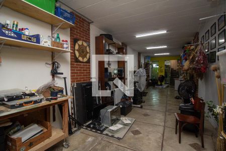 Casa à venda com 150m², 2 quartos e 4 vagas Casa à venda com 150m², 2 quartos e 4 vagasQuarto de Serviço