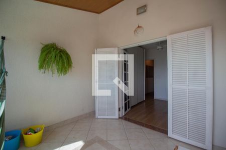 Casa à venda com 150m², 2 quartos e 4 vagas Casa à venda com 150m², 2 quartos e 4 vagasVaranda Quarto 1