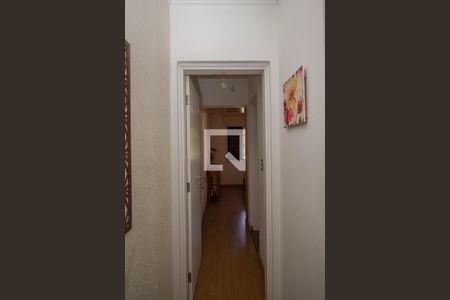 Casa à venda com 150m², 2 quartos e 4 vagas Casa à venda com 150m², 2 quartos e 4 vagasCorredor