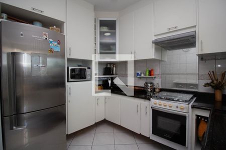 Casa à venda com 150m², 2 quartos e 4 vagas Casa à venda com 150m², 2 quartos e 4 vagasCozinha