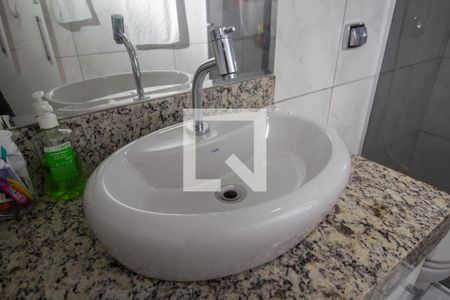 Casa à venda com 150m², 2 quartos e 4 vagas Casa à venda com 150m², 2 quartos e 4 vagasBanheiro