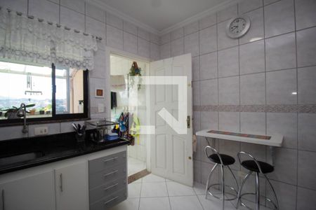 Casa à venda com 150m², 2 quartos e 4 vagas Casa à venda com 150m², 2 quartos e 4 vagasCozinha