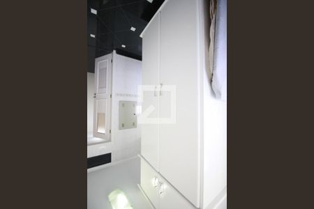 Apartamento à venda com 222m², 4 quartos e 3 vagasLavanderia