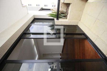 Apartamento à venda com 222m², 4 quartos e 3 vagasVaranda Piso inferior