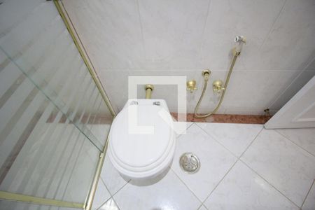 Apartamento à venda com 222m², 4 quartos e 3 vagasBanheiro Social