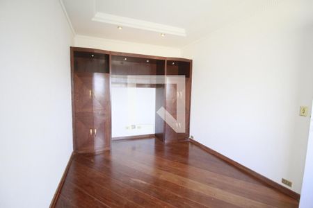 Apartamento à venda com 222m², 4 quartos e 3 vagasQuarto 1 piso superior