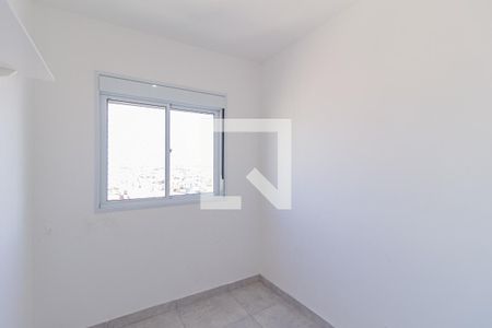 Quarto 1 de apartamento para alugar com 2 quartos, 36m² em Jardim Santo Estêvão, Carapicuíba