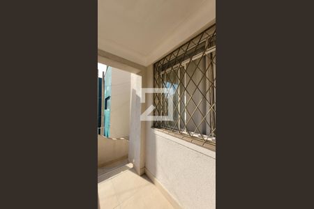 Casa à venda com 167m², 15 quartos e 4 vagas Casa à venda com 167m², 15 quartos e 4 vagasHall de entrada