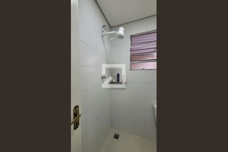 Casa à venda com 167m², 15 quartos e 4 vagas Casa à venda com 167m², 15 quartos e 4 vagasBanheiro 2