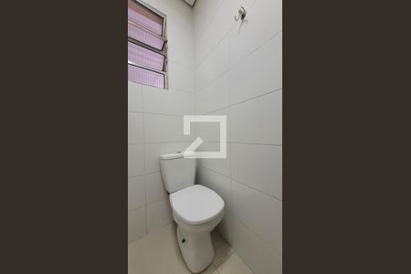 Casa à venda com 167m², 15 quartos e 4 vagas Casa à venda com 167m², 15 quartos e 4 vagasBanheiro 2