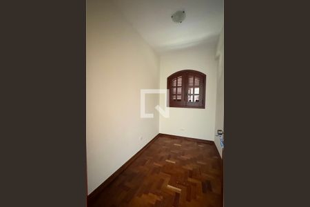 Casa de condomínio à venda com 630m², 4 quartos e 2 vagasQuarto de Serviço