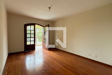 Casa de condomínio à venda com 630m², 4 quartos e 2 vagasSuíte 1