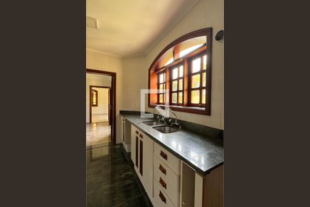 Casa de condomínio à venda com 630m², 4 quartos e 2 vagasCozinha