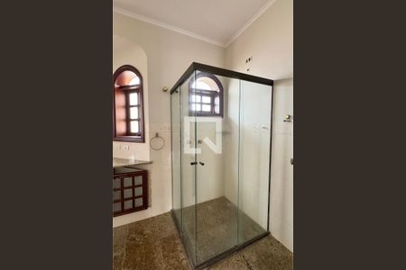 Casa de condomínio à venda com 630m², 4 quartos e 2 vagasBanheiro da Suíte 1