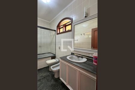 Casa de condomínio à venda com 630m², 4 quartos e 2 vagasBanheiro da Suíte 3