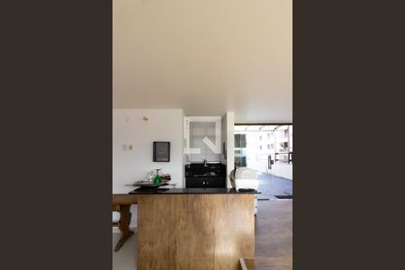 Apartamento para alugar com 80m², 2 quartos e 1 vaga Apartamento para alugar com 80m², 2 quartos e 1 vagaDetalhe do salão de festa