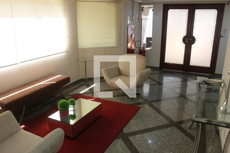 Apartamento para alugar com 110m², 3 quartos e 2 vagasHall social