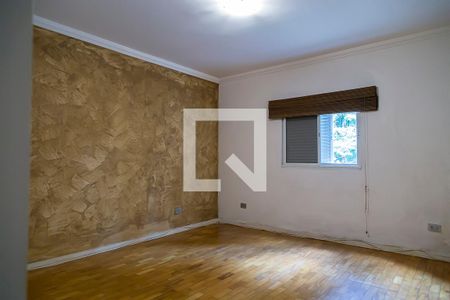 Casa à venda com 300m², 3 quartos e 5 vagas Casa à venda com 300m², 3 quartos e 5 vagasSuíte