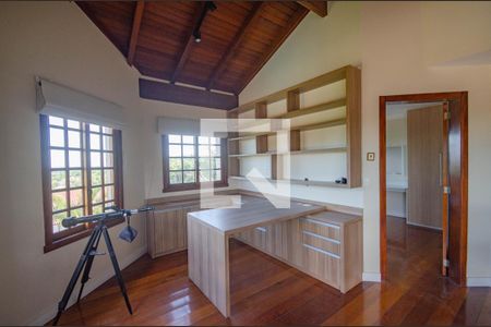 Casa à venda com 249m², 3 quartos e 8 vagasQuarto 4