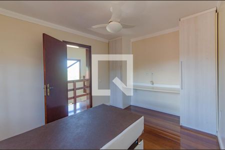 Casa à venda com 249m², 3 quartos e 8 vagasQuarto 2