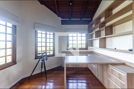 Casa à venda com 249m², 3 quartos e 8 vagasQuarto 4