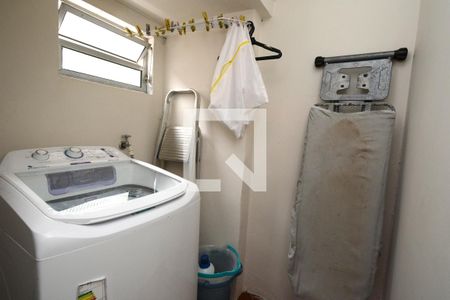 Casa à venda com 167m², 4 quartos e 2 vagasÁrea de Serviço