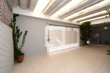 Casa à venda com 167m², 4 quartos e 2 vagasGaragem