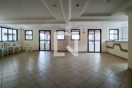 Apartamento para alugar com 80m², 2 quartos e 1 vaga Apartamento para alugar com 80m², 2 quartos e 1 vagaÁrea comum - Salão de festas