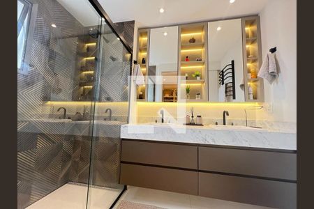 Apartamento à venda com 166m², 3 quartos e 2 vagas