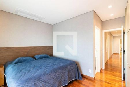 Apartamento à venda com 373m², 3 quartos e 6 vagas
