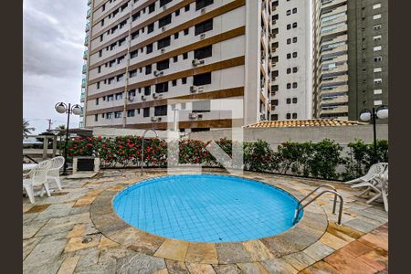 Apartamento para alugar com 200m², 3 quartos e 2 vagas Apartamento para alugar com 200m², 3 quartos e 2 vagasÁrea comum - Piscina