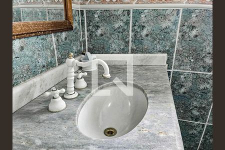 Apartamento para alugar com 200m², 3 quartos e 2 vagas Apartamento para alugar com 200m², 3 quartos e 2 vagasSuite Quarto 1