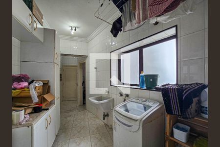 Apartamento para alugar com 200m², 3 quartos e 2 vagas Apartamento para alugar com 200m², 3 quartos e 2 vagasÁrea de Serviço