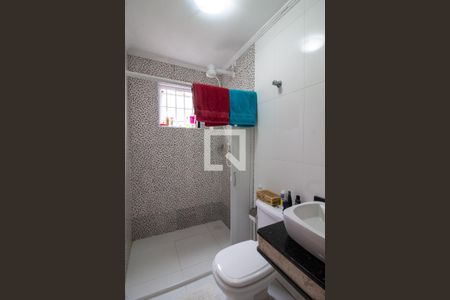 Casa à venda com 132m², 3 quartos e 3 vagas Casa à venda com 132m², 3 quartos e 3 vagasBanheiro da Suíte 3